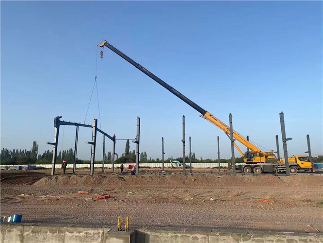 锡林郭勒盟夜间、节假日作业是否有加价？加价比例多少？